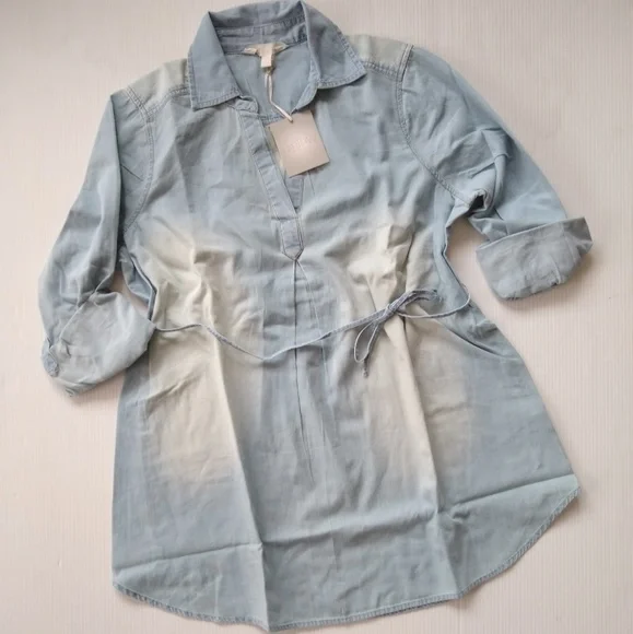 A•GLOW maternity chambray Pop-over shirt - Picture 2 of 8
